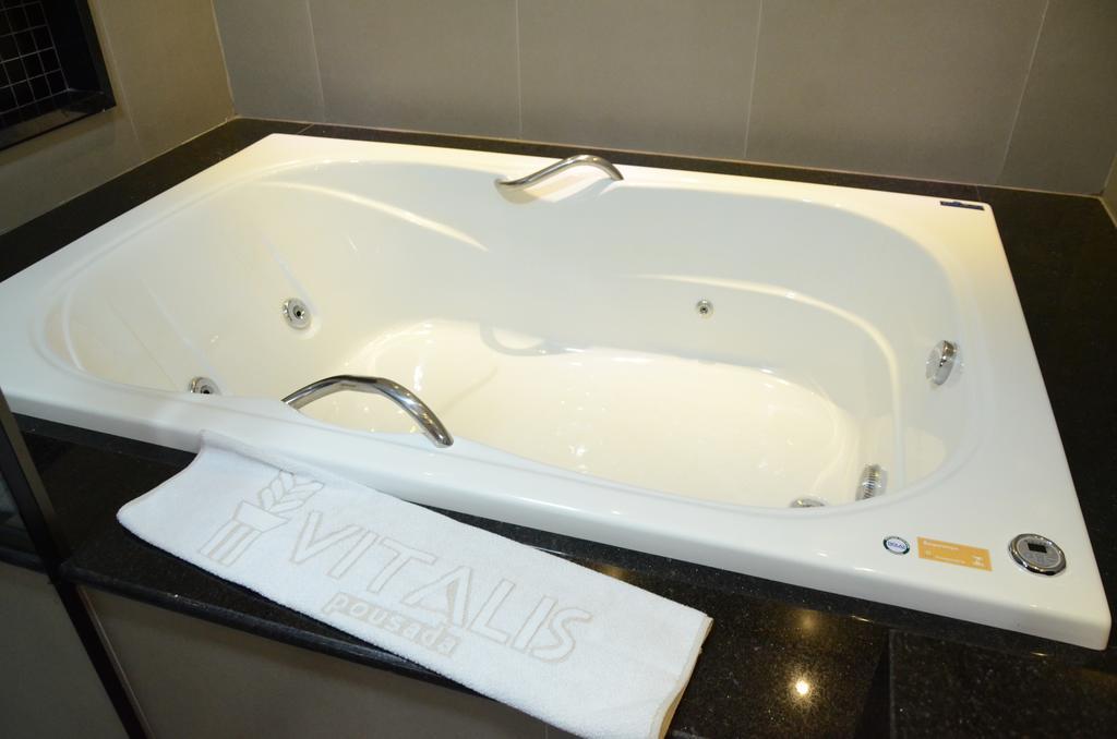 Pousada Vitalis Olimpia Luaran gambar